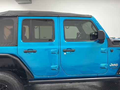 Used 2020 Jeep Wrangler Unlimited Sport S AWD/4WD image 19