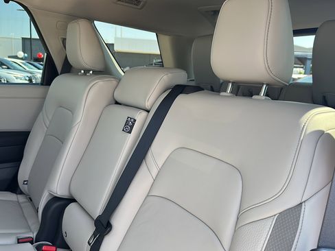 New 2025 Nissan Pathfinder SL w/ Cargo Package image 16