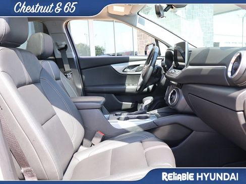Used 2023 Chevrolet Blazer LT w/ Sound & Technology Package FWD image 10