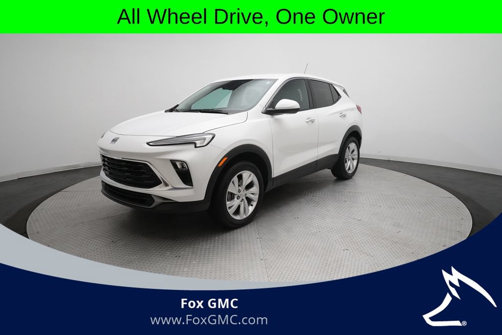 Used 2024 Buick Encore GX Preferred AWD/4WD image 1
