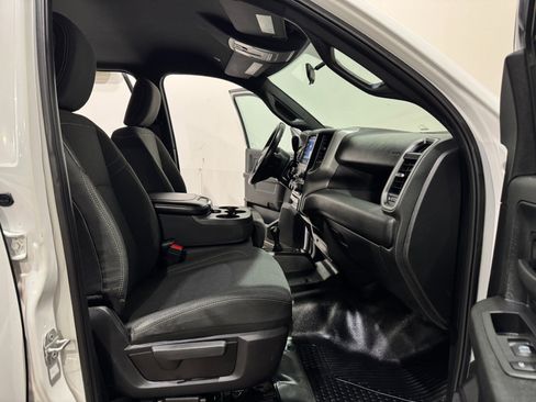 Used 2021 RAM 5500 Tradesman w/ Towing Technology Group image 14