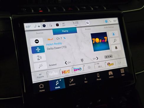 New 2025 Jeep Grand Cherokee Summit w/ Obsidian Package image 24