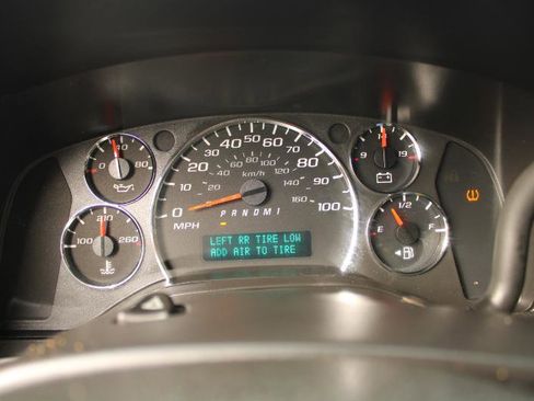 Used 2011 Chevrolet Express 2500 w/ Power Package RWD image 16