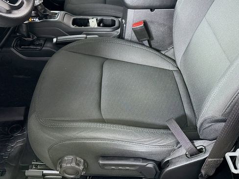 Used 2022 Jeep Wrangler Sport image 16