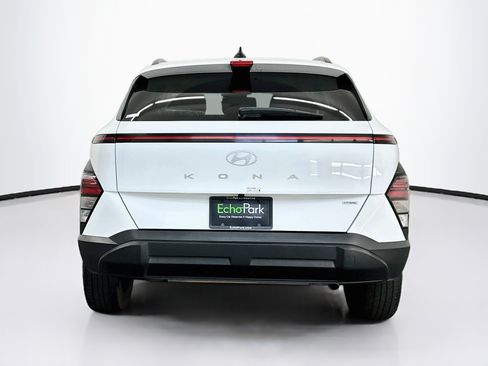 Used 2025 Hyundai Kona SEL AWD/4WD image 7