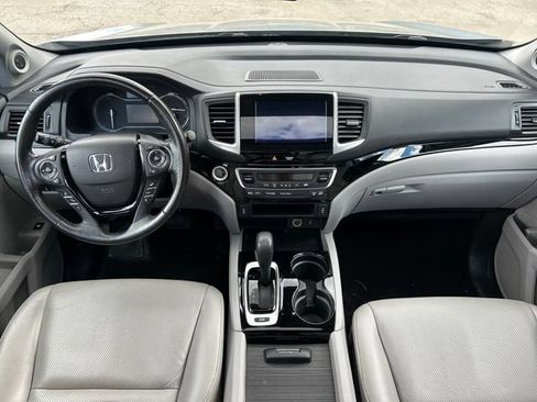 Used 2018 Honda Ridgeline RTL-E image 18