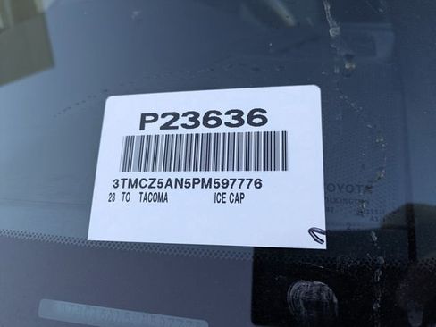 Used 2023 Toyota Tacoma TRD Sport image 34