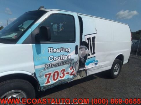 Used 2019 GMC Savana 2500 w/ Driver Convenience Package image 5