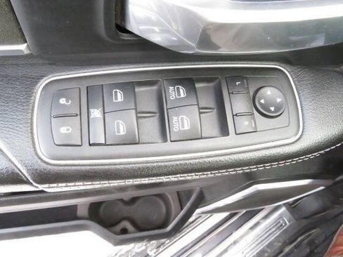 Used 2022 RAM 3500 Laramie image 18