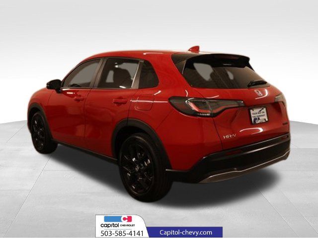 Used 2023 Honda HR-V Sport image 4