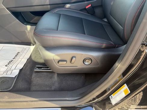 New 2026 Chevrolet Traverse Z71 AWD/4WD image 18