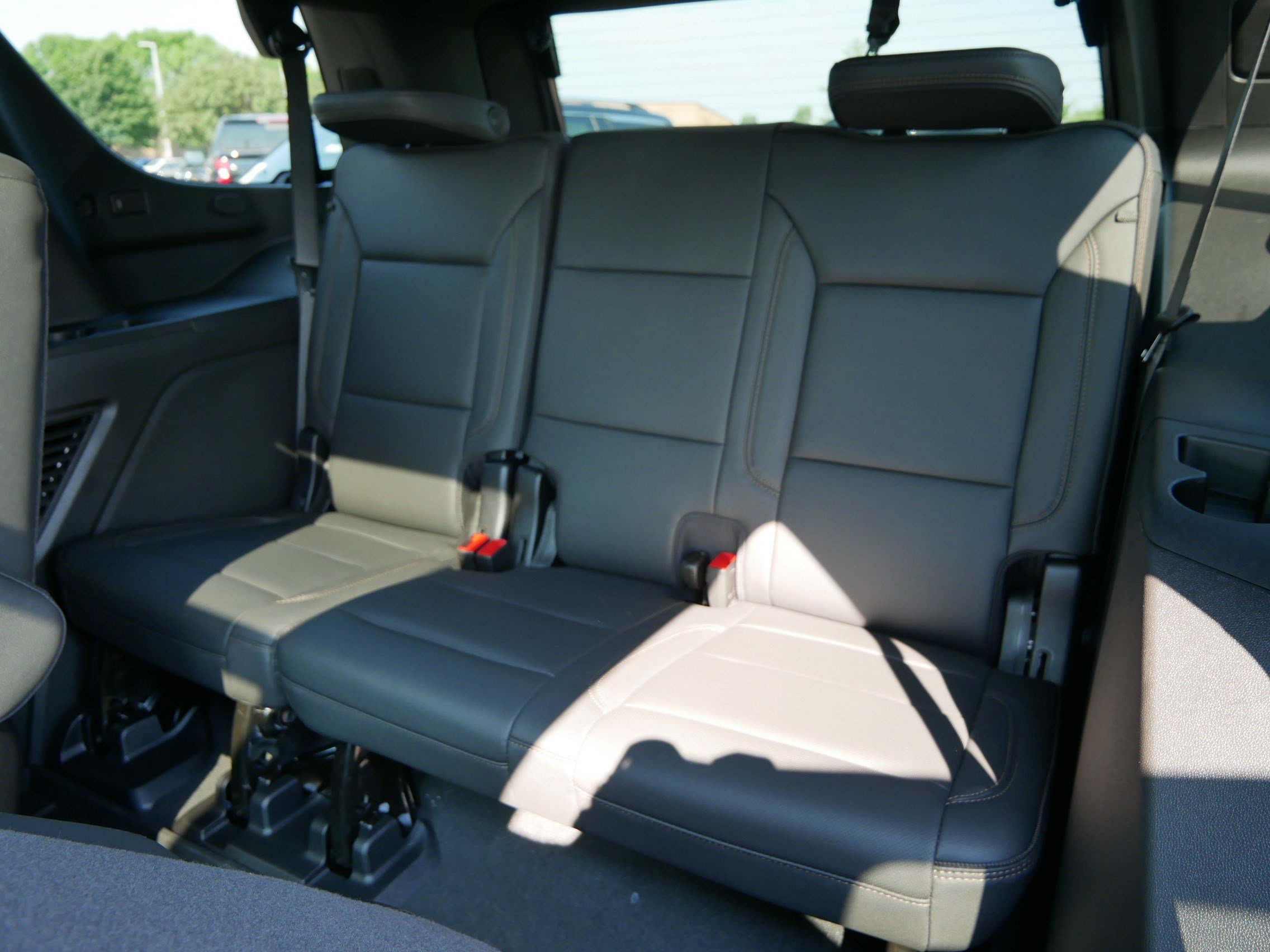 New 2026 Chevrolet Tahoe High Country AWD/4WD image 8