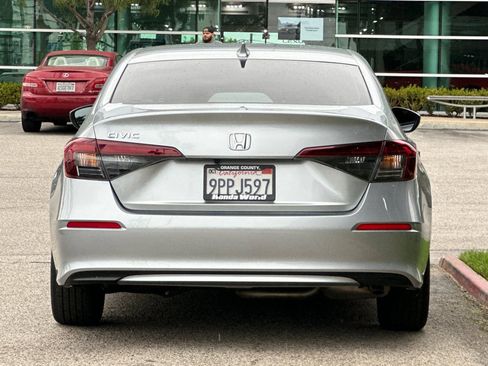 Certified 2025 Honda Civic LX image 5