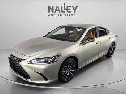 New 2025 Lexus ES 350 w/ Premium Package