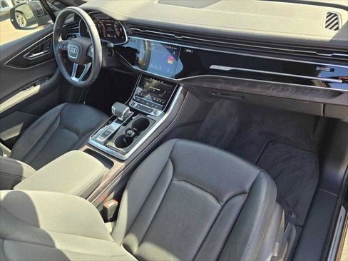 Used 2023 Audi Q7 2.0T Premium Plus w/ Premium Plus Package AWD/4WD image 10