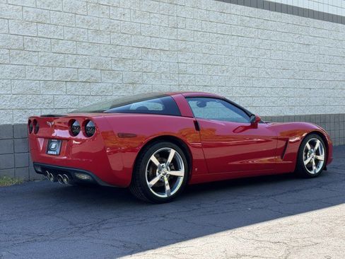 Used 2005 Chevrolet Corvette Coupe w/ Preferred Equipment Group RWD image 14