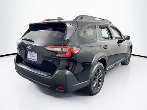 Used 2023 Subaru Outback Onyx Edition AWD/4WD image 5