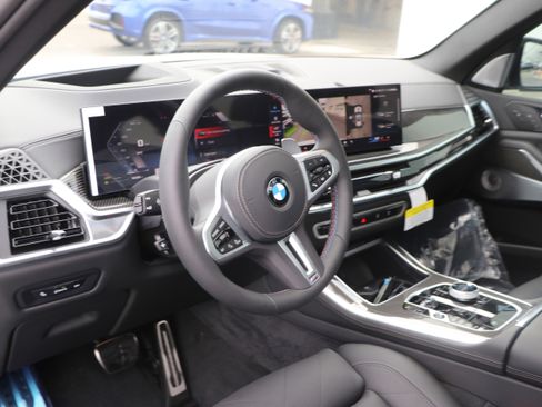 New 2026 BMW X5 M60i image 14