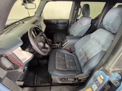 Used 2025 Ford Bronco Heritage Edition AWD/4WD image 15