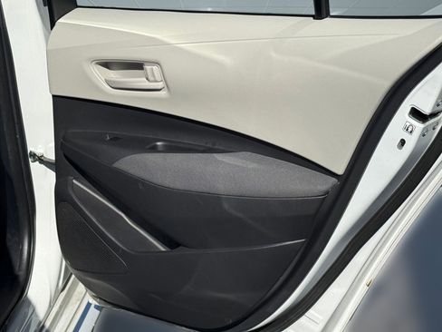 Used 2024 Toyota Corolla LE image 31