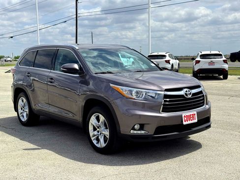 Used 2016 Toyota Highlander Limited w/ Protection Package #3 image 4