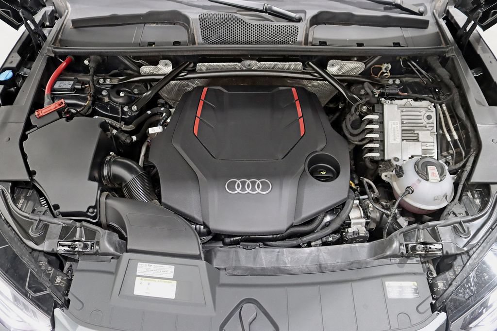 Used 2024 Audi SQ5 Premium w/ 21" Wheel Package AWD/4WD image 36