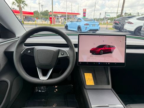 Used 2025 Tesla Model 3 Long Range RWD image 18