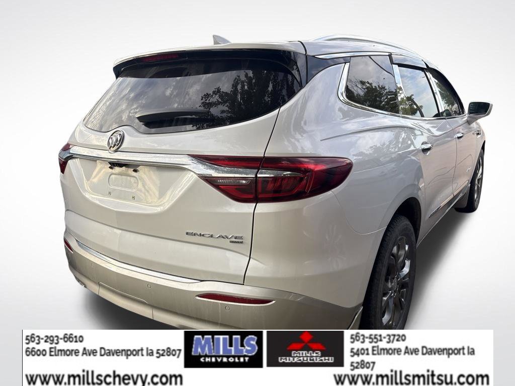 Used 2019 Buick Enclave Avenir w/ Avenir Technology Package AWD/4WD image 3