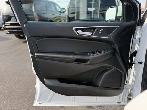 Used 2023 Ford Edge SEL w/ Convenience Package image 10