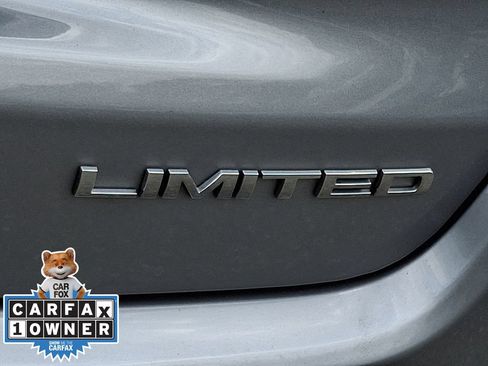Used 2023 Jeep Compass Limited w/ Sun and Sound Group AWD/4WD image 29