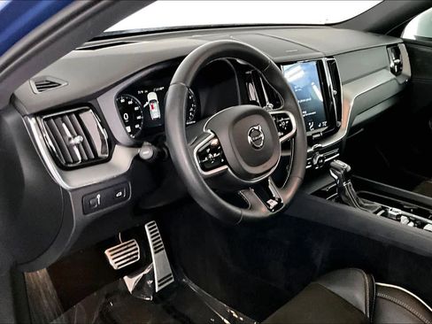 Used 2019 Volvo XC60 T6 R-Design AWD/4WD image 18
