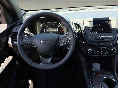 Used 2023 Chevrolet Equinox RS AWD/4WD image 14