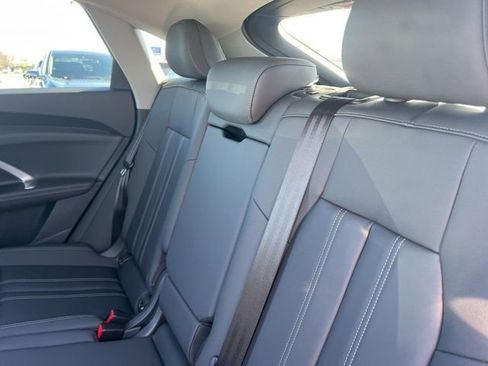 New 2025 Audi Q5 Premium Plus image 8