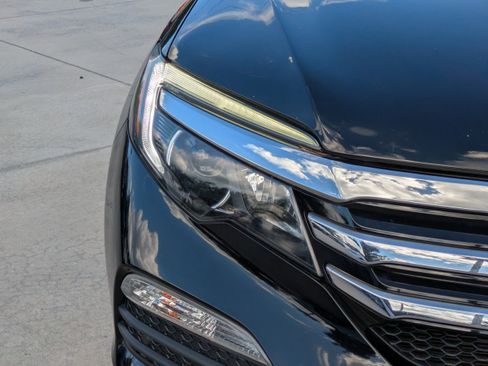 Used 2018 Honda Pilot Elite image 7