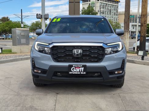 Used 2025 Honda Passport EX-L image 11