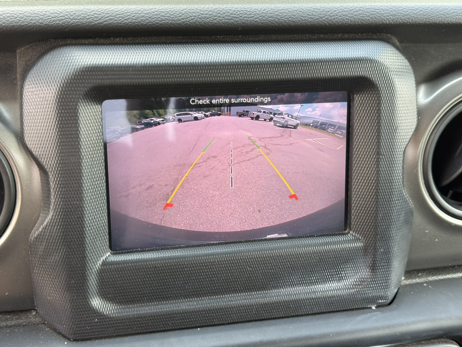 Used 2023 Jeep Wrangler Unlimited Sport AWD/4WD image 24