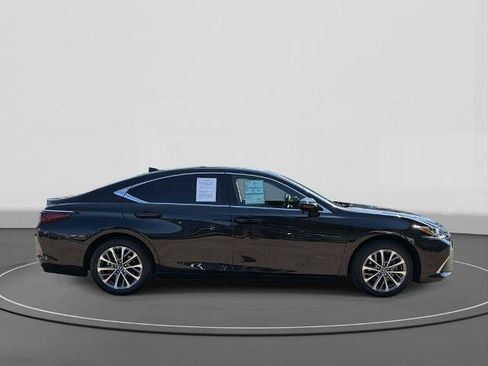 Used 2025 Lexus ES 350 w/ Accessory Package (Z1) FWD image 5