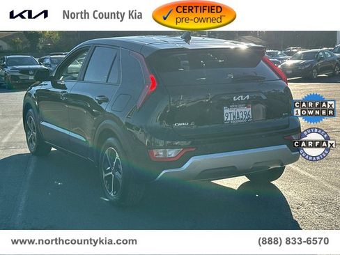 Certified 2025 Kia Niro LX image 4
