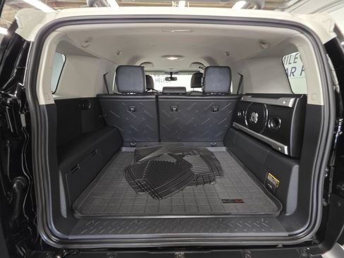 Used 2014 Toyota FJ Cruiser 4WD w/ Upgrade Package image 25