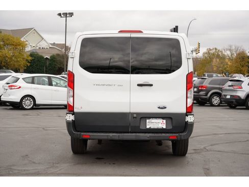 Used 2016 Ford Transit 150 XL image 4