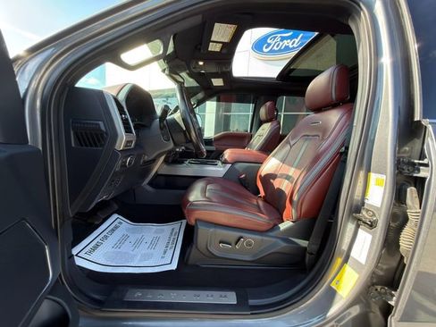 Used 2022 Ford F450 Platinum w/ FX4 Off-Road Package image 24