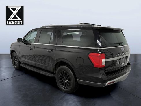 Used 2024 Ford Expedition Max XLT image 4