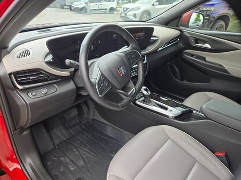 Used 2026 Buick Envista Avenir FWD image 11