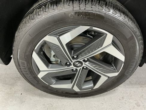 Certified 2024 Hyundai Tucson Limited image 5