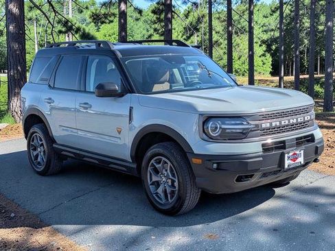 Certified 2022 Ford Bronco Sport Badlands w/ Premium Package AWD/4WD image 8