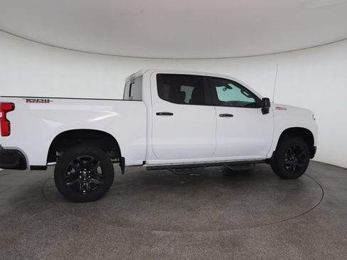Used 2021 Chevrolet Silverado 1500 LT Trail Boss w/ LT Trail Boss Premium Package AWD/4WD image 25