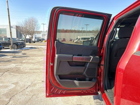 Certified 2022 Ford F150 XLT w/ Equipment Group 302A High image 27