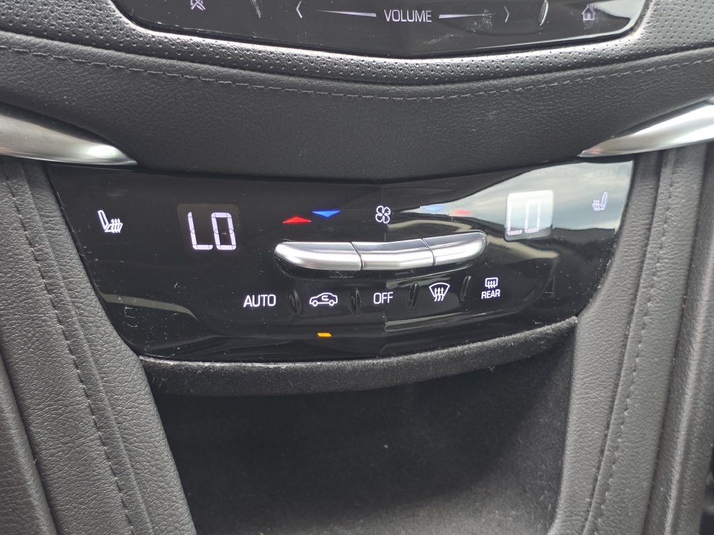 Used 2019 Cadillac XT5 Luxury FWD image 25