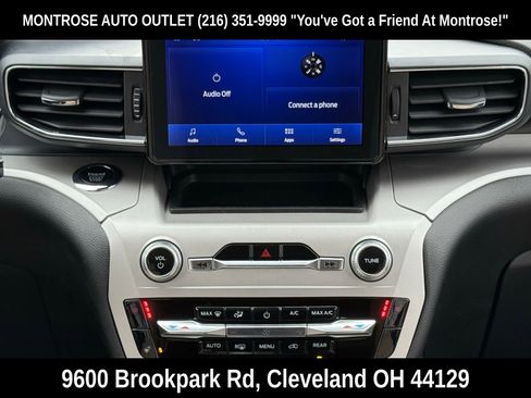 Used 2023 Ford Explorer XLT w/ Equipment Group 202A image 18