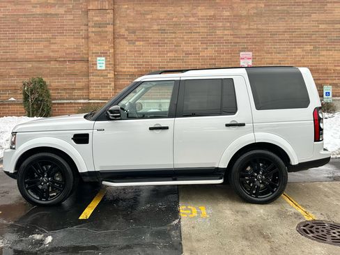 Used 2016 Land Rover LR4 HSE image 4
